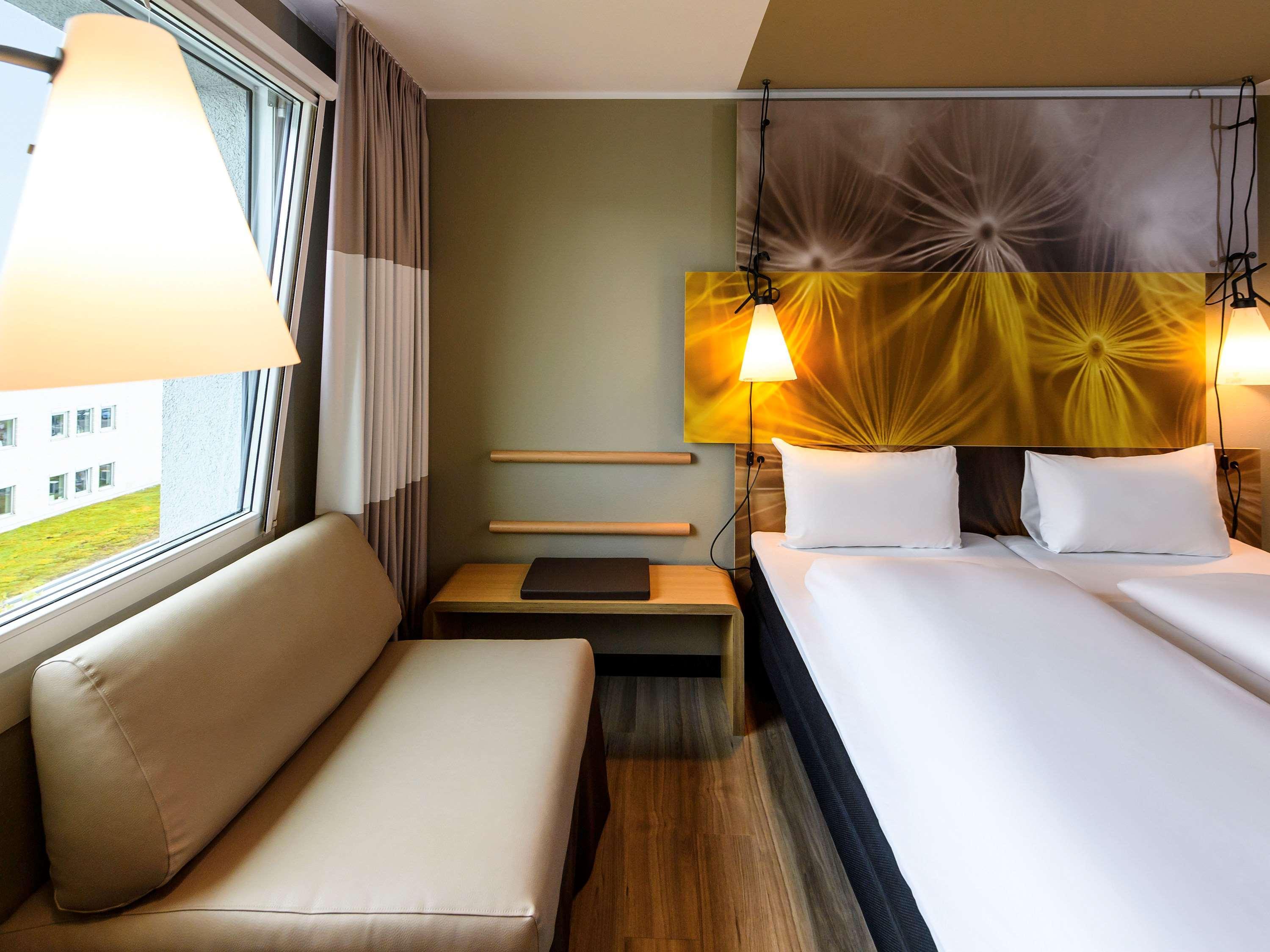 Ibis West Hotel